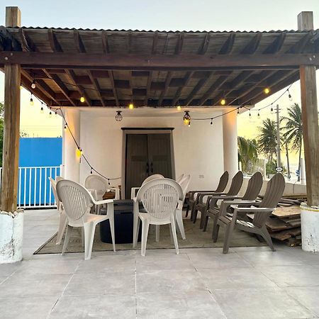 Aguada Beach Condos Eksteriør billede