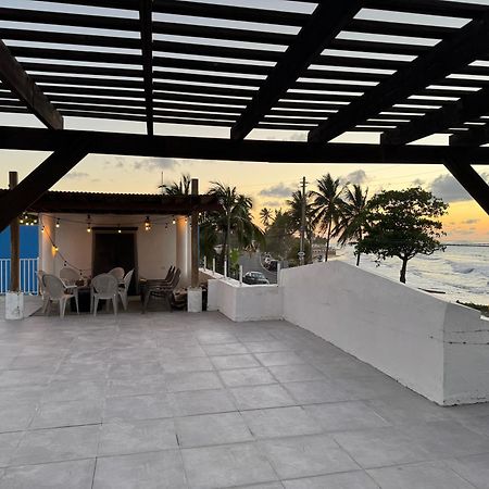 Aguada Beach Condos Eksteriør billede