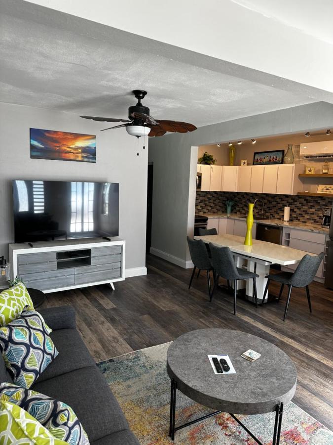 Aguada Beach Condos Eksteriør billede
