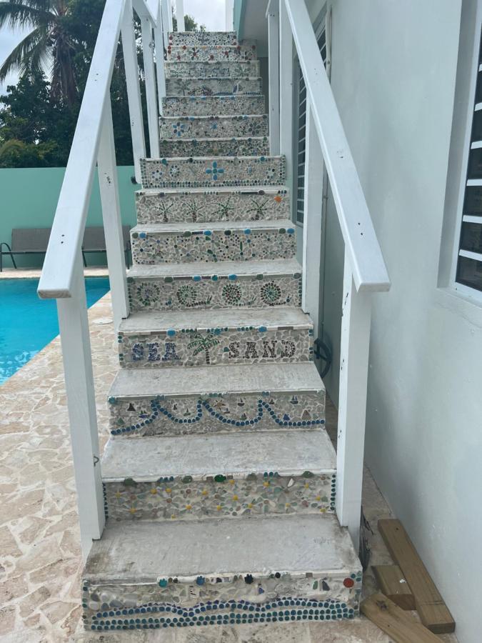 Aguada Beach Condos Eksteriør billede