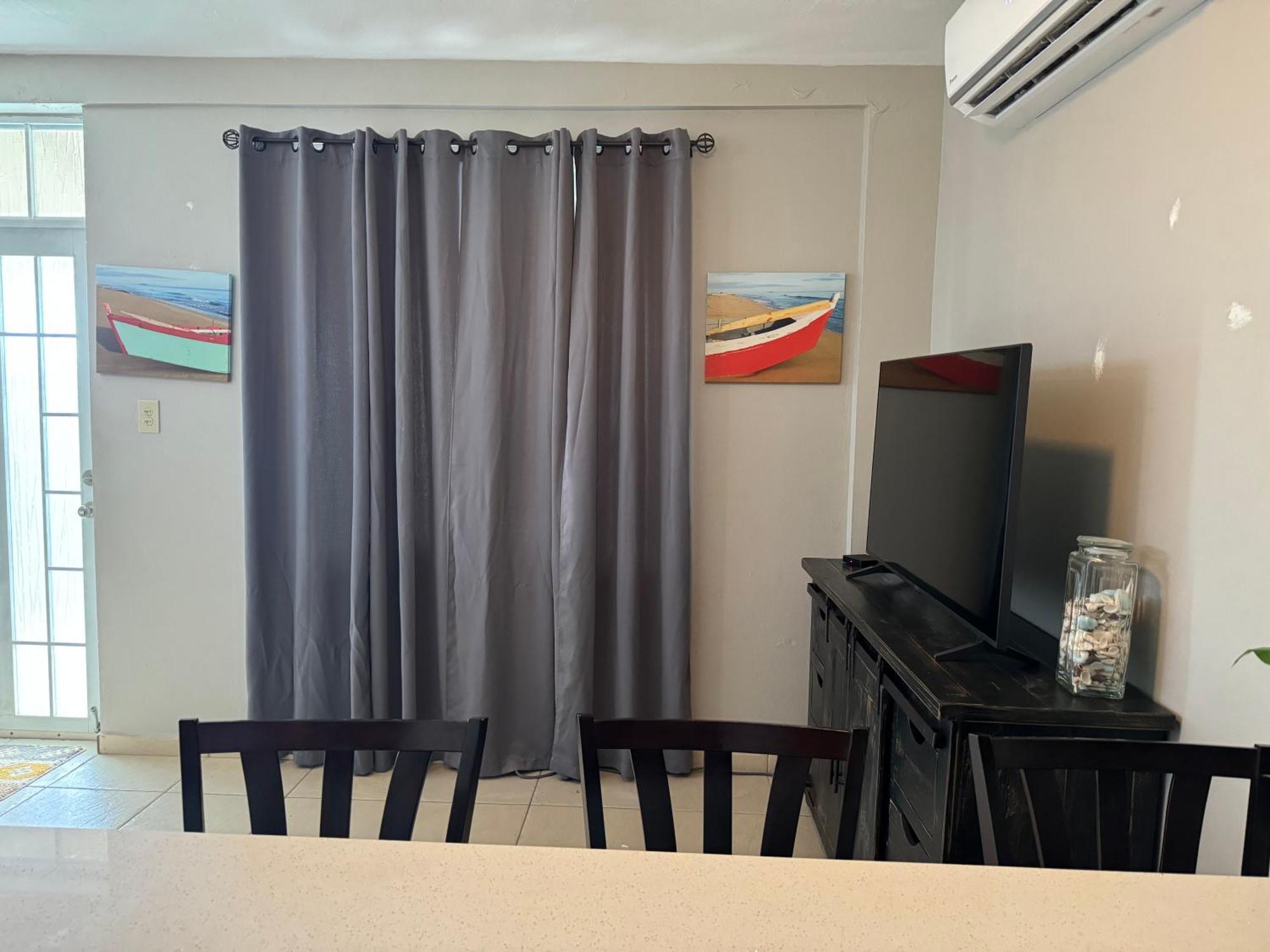 Aguada Beach Condos Eksteriør billede